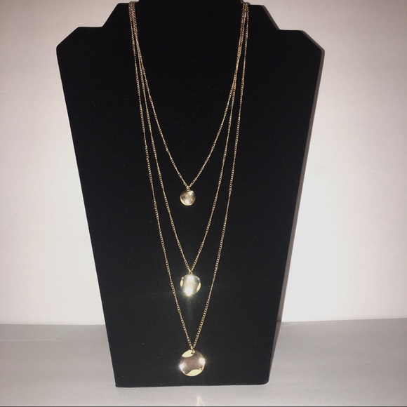 Charlie💋s Jewelry - ✨GOLD✨COIN LAYERED DAINTY NECKLACE- NEW